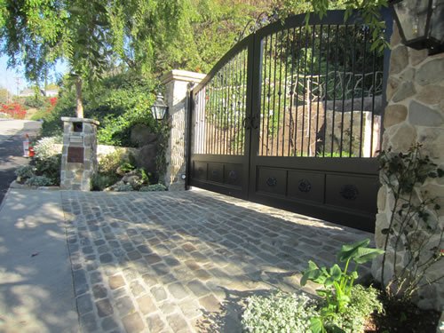 Antique Cobblestone Pavers