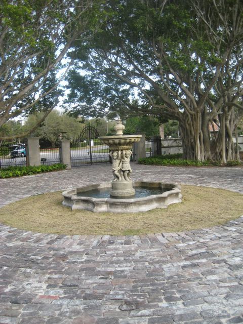 European Blend Cobblestones | Fountain