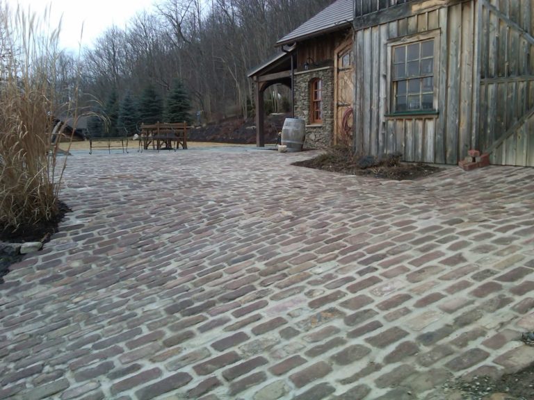 old-english-fingerlakes-cobblestone1