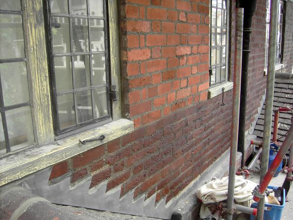 Tudor Brick Tinting 2